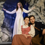 Salzburger Adventsingen 2025
"Der blinde Hirte" im Festspielhaus Salzburg
Im Bild Johannes Forster als Josef und Eva Maria Schinwald als Maria, dahinter Elisabeth Eder Marböck als Engel
Foto: Franz Neumayr 21.11.2025