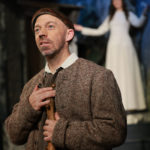 Salzburger Adventsingen 2025
"Der blinde Hirte" im Festspielhaus Salzburg
Im Bild Edwin Hochmuth als Blinder Hirte, dahinter Elisabeth Eder Marböck als Engel
Foto: Franz Neumayr 21.11.2025