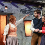 Salzburger Adventsingen 2025
"Der blinde Hirte" im Festspielhaus Salzburg
Im Bild Johannes Forster als Josef und Eva Maria Schinwald als Maria mit Marcella Wieland als Wirtin (links)
Foto: Franz Neumayr 21.11.2025