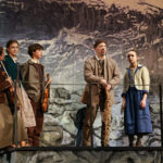 Salzburger Adventsingen 2025
"Der blinde Hirte" im Festspielhaus Salzburg
Im Bild Edwin Hochmuth als "Hirte" - mit Hirtenkindern
Foto: Franz Neumayr 21.11.2025