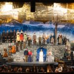 Salzburger Adventsingen 2025
"Der blinde Hirte" im Festspielhaus Salzburg
Bühnenbild, gesamt, alle Mitwirkenden
Foto: Franz Neumayr 21.11.2025