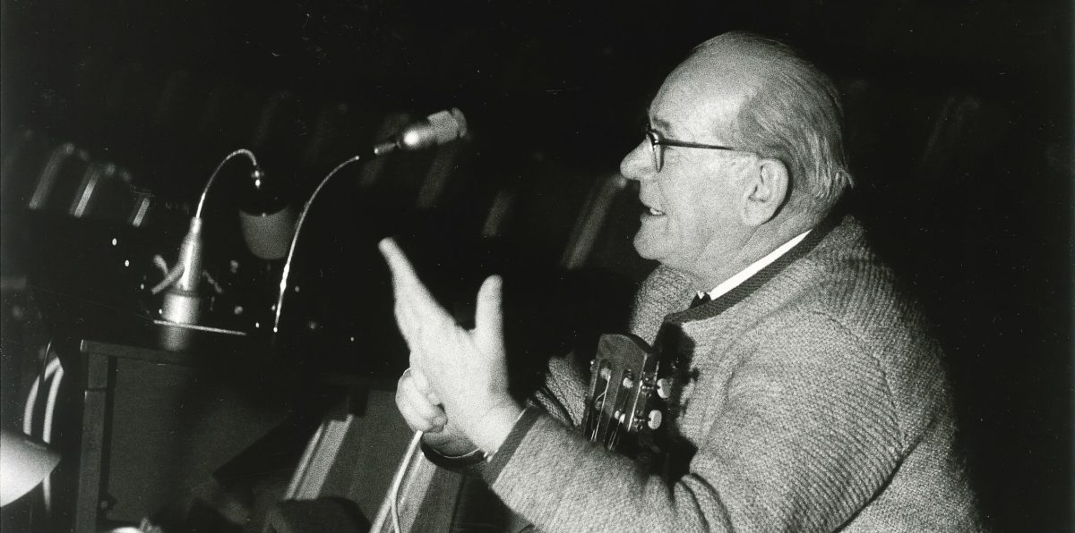 1965 Tobi Reiser am Regiepult im Großen Festspielhaus